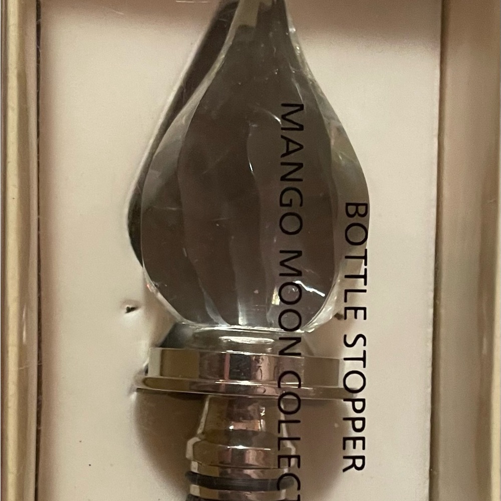 Mango Moon Crystal Bottle Stopper